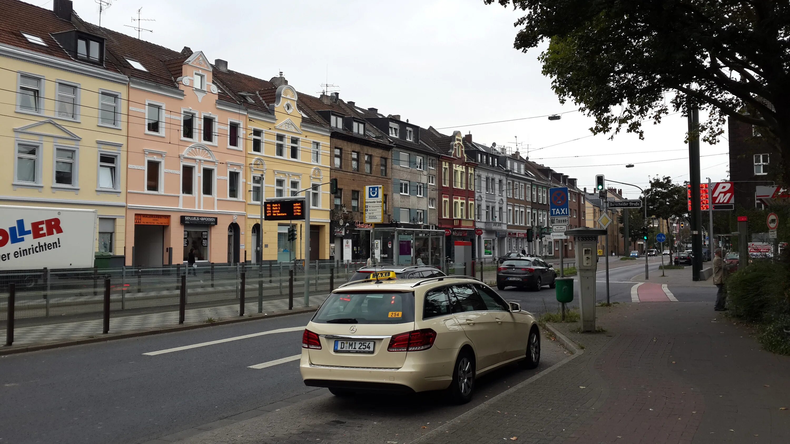 дюссельдорф. город дюссельдорф. современный дюссельдорф. берег города дюссельдорф. дюссельдорф на неделю.