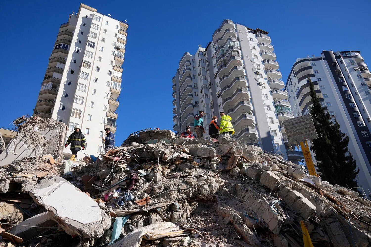 Землетрясение в севастополе. Землетрясение в Турции 2023. Землетрясение в Сирии 2023. Землетрясение в Турции в Турции 2023. Землетрясение в Турции февраль 2023.