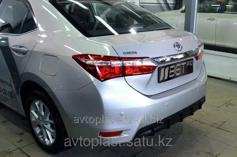 Corolla e170 задние фонари. Corolla задни. Задний бампер тойота королла 150. Corolla задни. Задние фонари тойота королла 150.