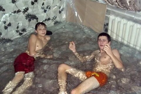 Устроили домашнее