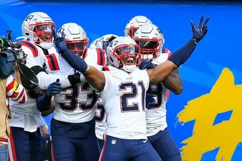 Phillips pick-six propels Patriots past Chargers 27-24