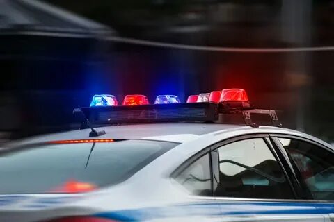 Включить звук сирены полиции