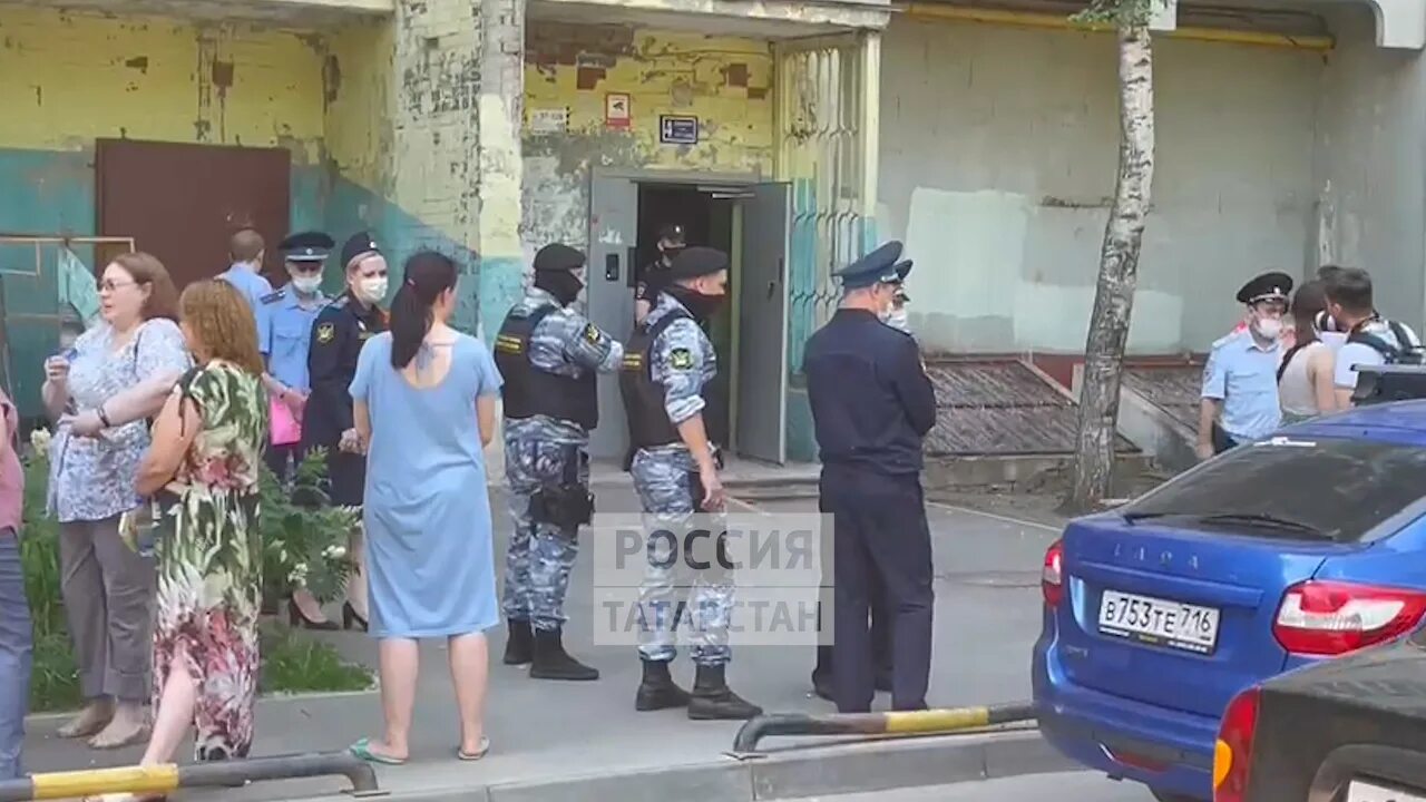 Депутат взорвавший три гранаты
