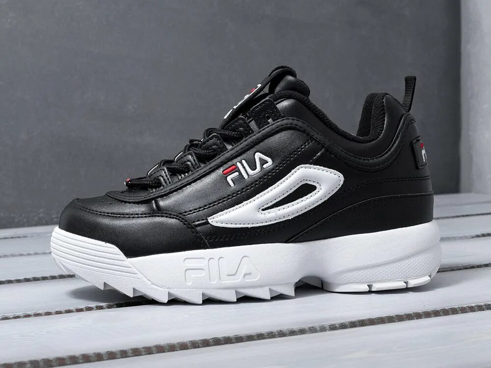 Кроссовки фила оригинал. Кроссы фила оригинал. Кроссовки fila disruptor 2 мужские. Фила дизраптор 2 белый мужские. Фила.