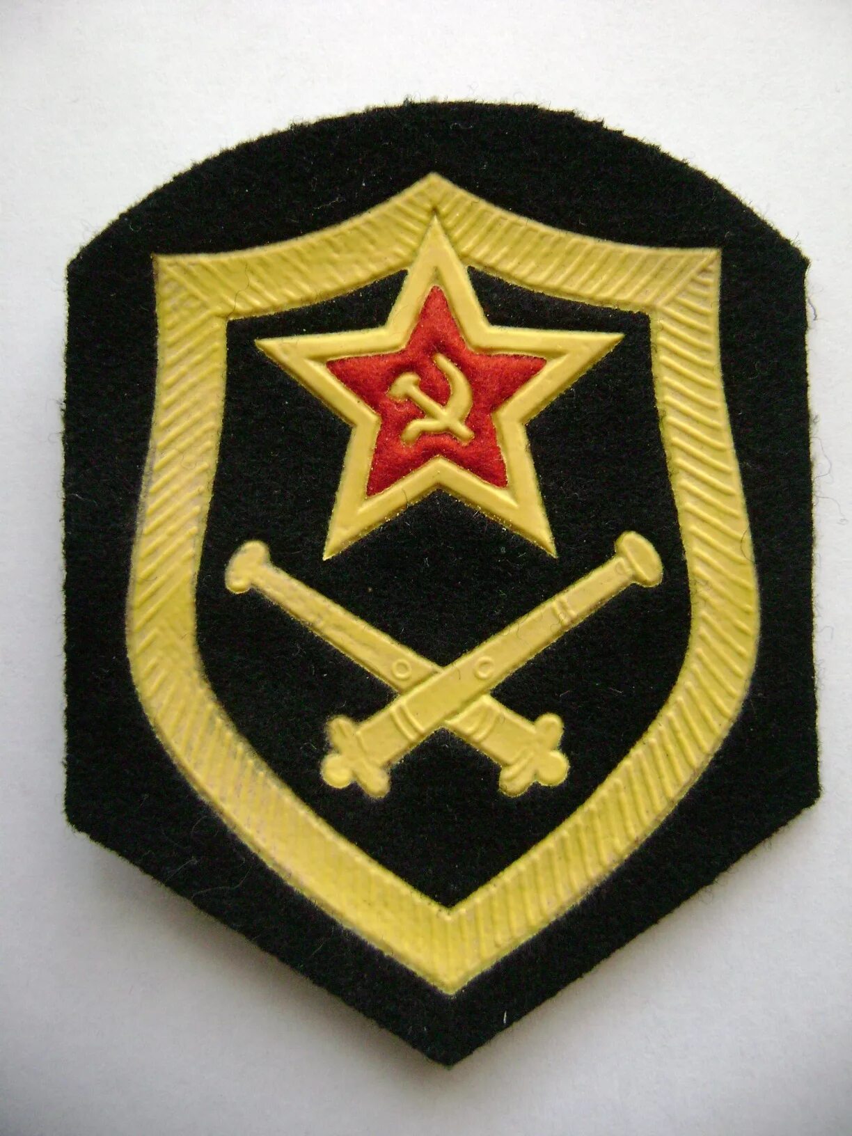 Шевроны артиллеристов. Шеврон 236 орадб. Шеврон артиллерии ссср. Гаубично самоходный артиллерийский дивизион шеврон. Шеврон артиллерии.