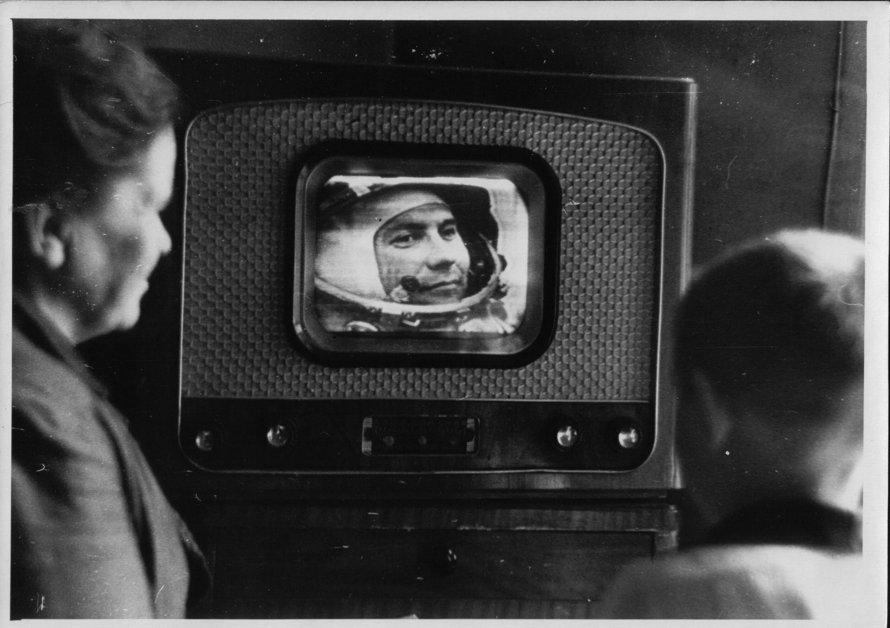 телевидение прошлый век.