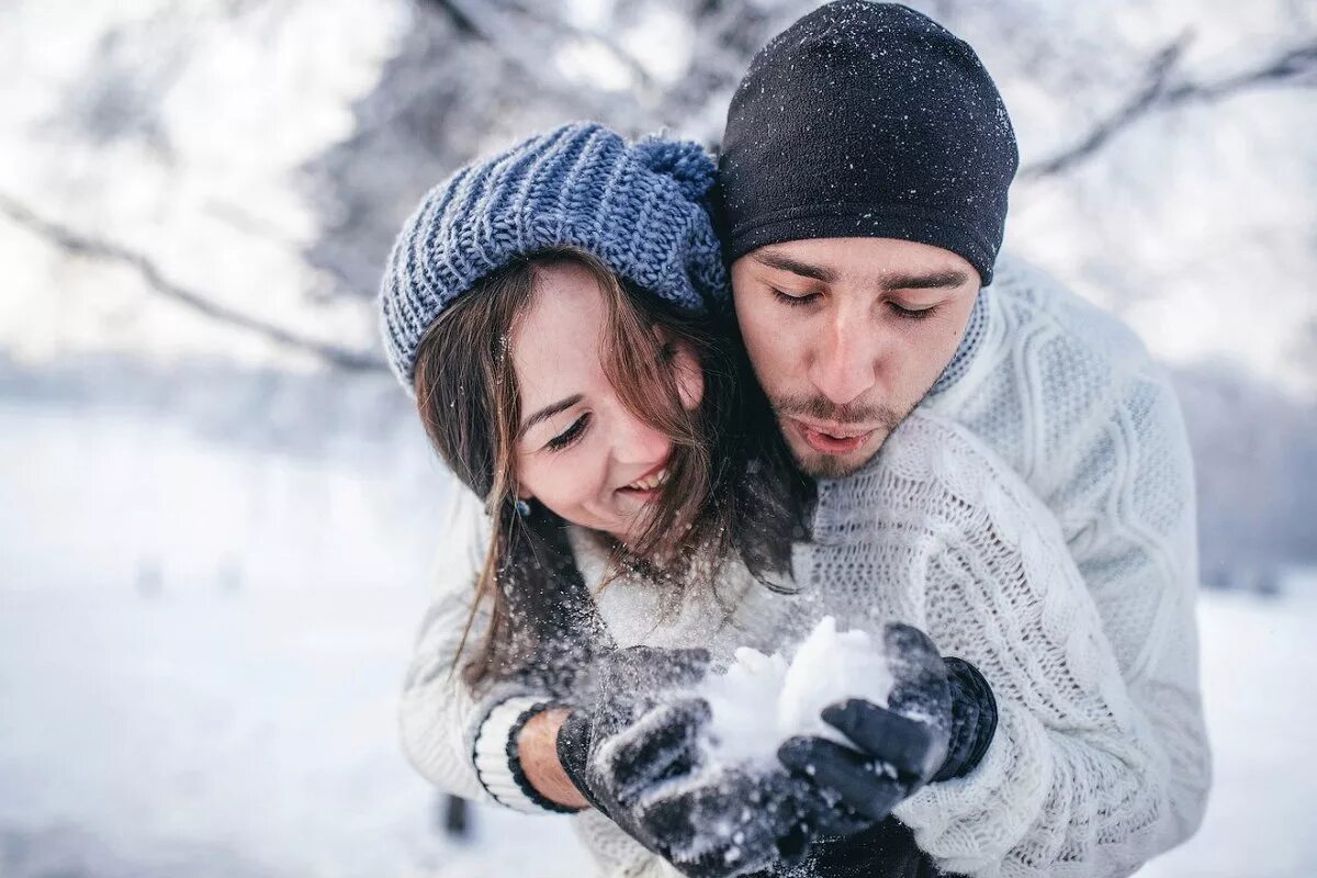 Winter Engagement Photos