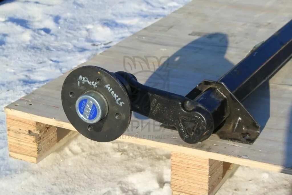 Ось прицепа 82993012410010. Ось для прицепа рессорная 1300 кг мзса 817711. Ось прицепа в сборе. Ось для легкового прицепа 1297. Ось кнотт 1800 с тормозами.