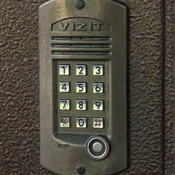домофон элтис цп100тм. пишущий домофон. домофон цифрал. домофон мифара. дорогие домофоны с видео.