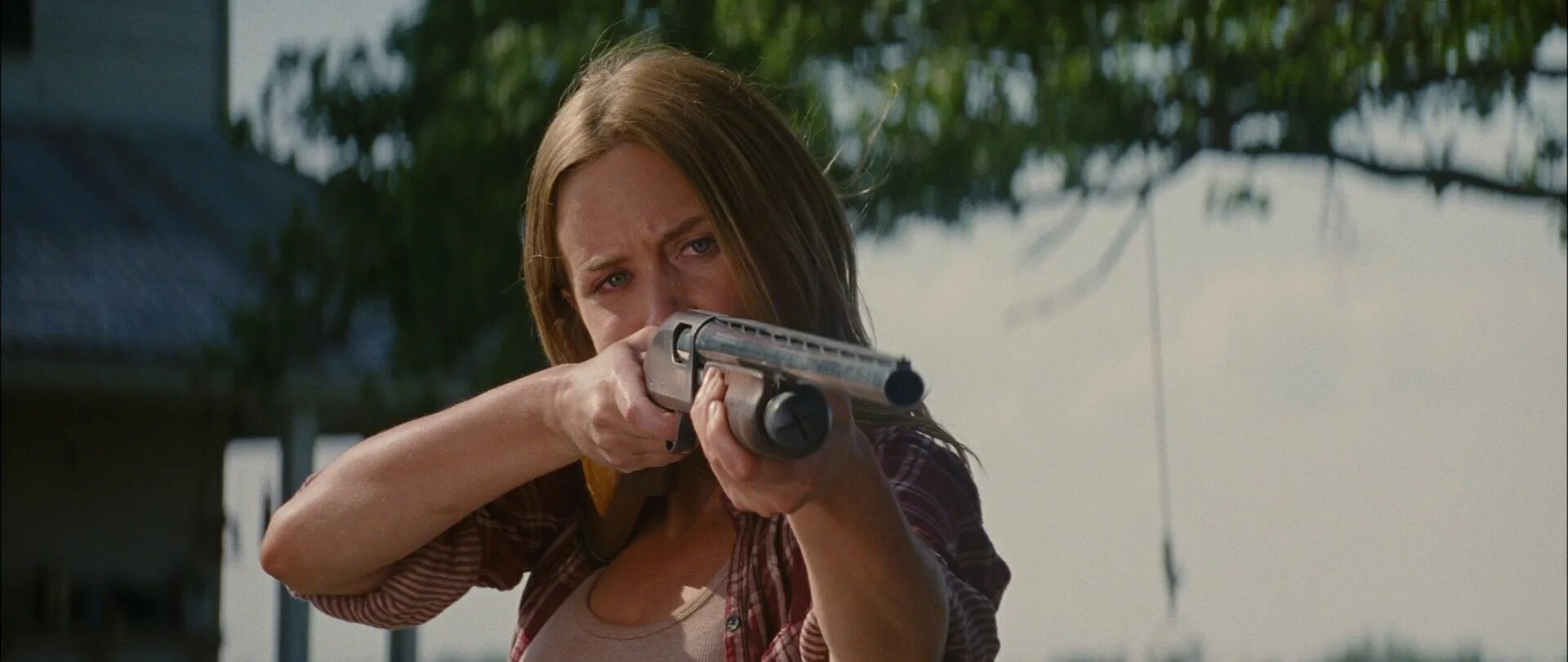 Петля времени с копом расистом. Emily blunt петля времени.
