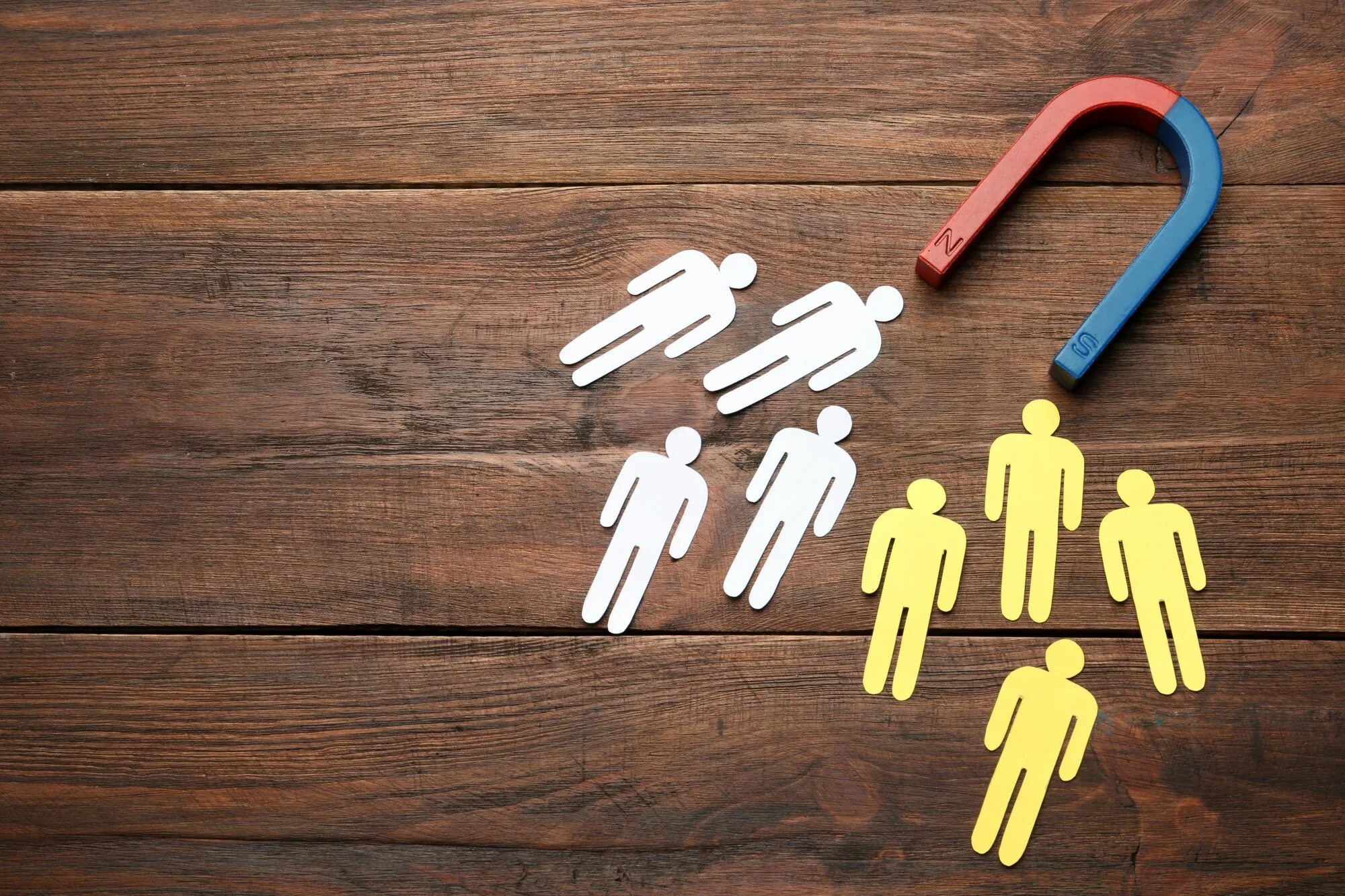 Behance tv 37. Brand 8. Деловая документация визитка. 8 seconds бренд. Деловая документация и визитные карточки.