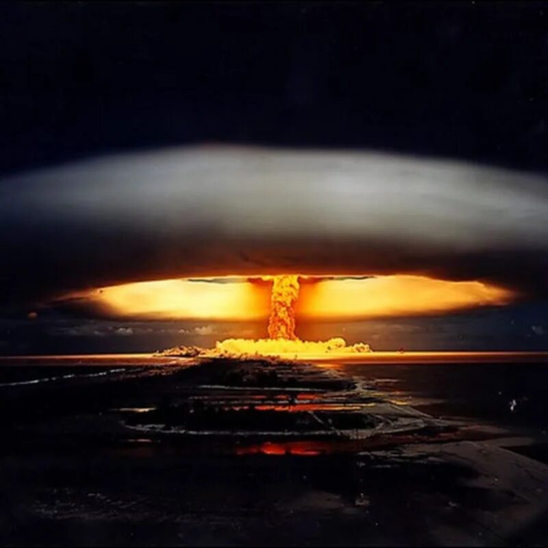 Самое мощное теплое. День мобилизации против угрозы ядерной войны 29 января. Ядерный взрыв царь бомба. Царь бомба США. Ядерный гриб.