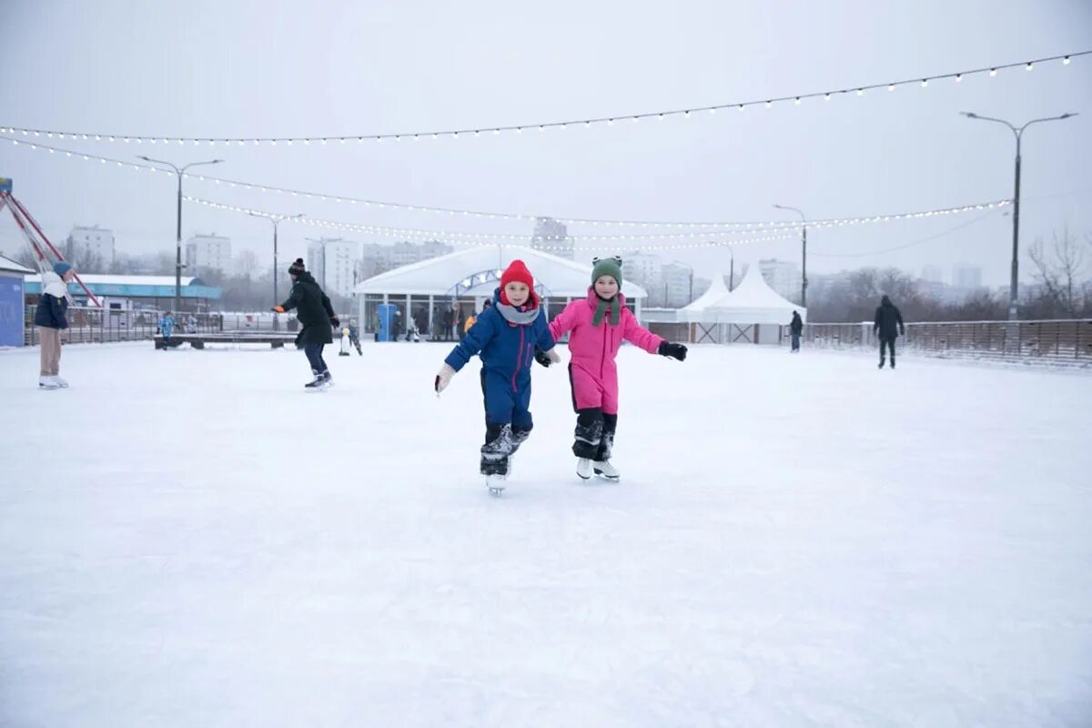 Закрытые катки в москве 2024