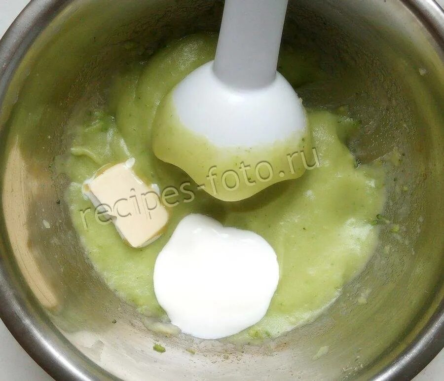 Кабачок пюре для первого прикорма. Сколько варить кабачок для детского пюре. Вареные кабачки для прикорма. Вареные кабачки для прикорма. Как варить кабачок для первого прикорма ребенку.