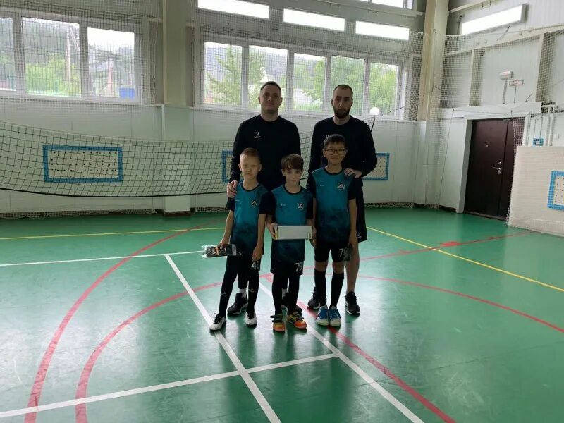 труд воронеж футбол. фк омега сахалин. автодор баскетбол логотип. футбольные команды воронеж 2009 год. омега сахалин.