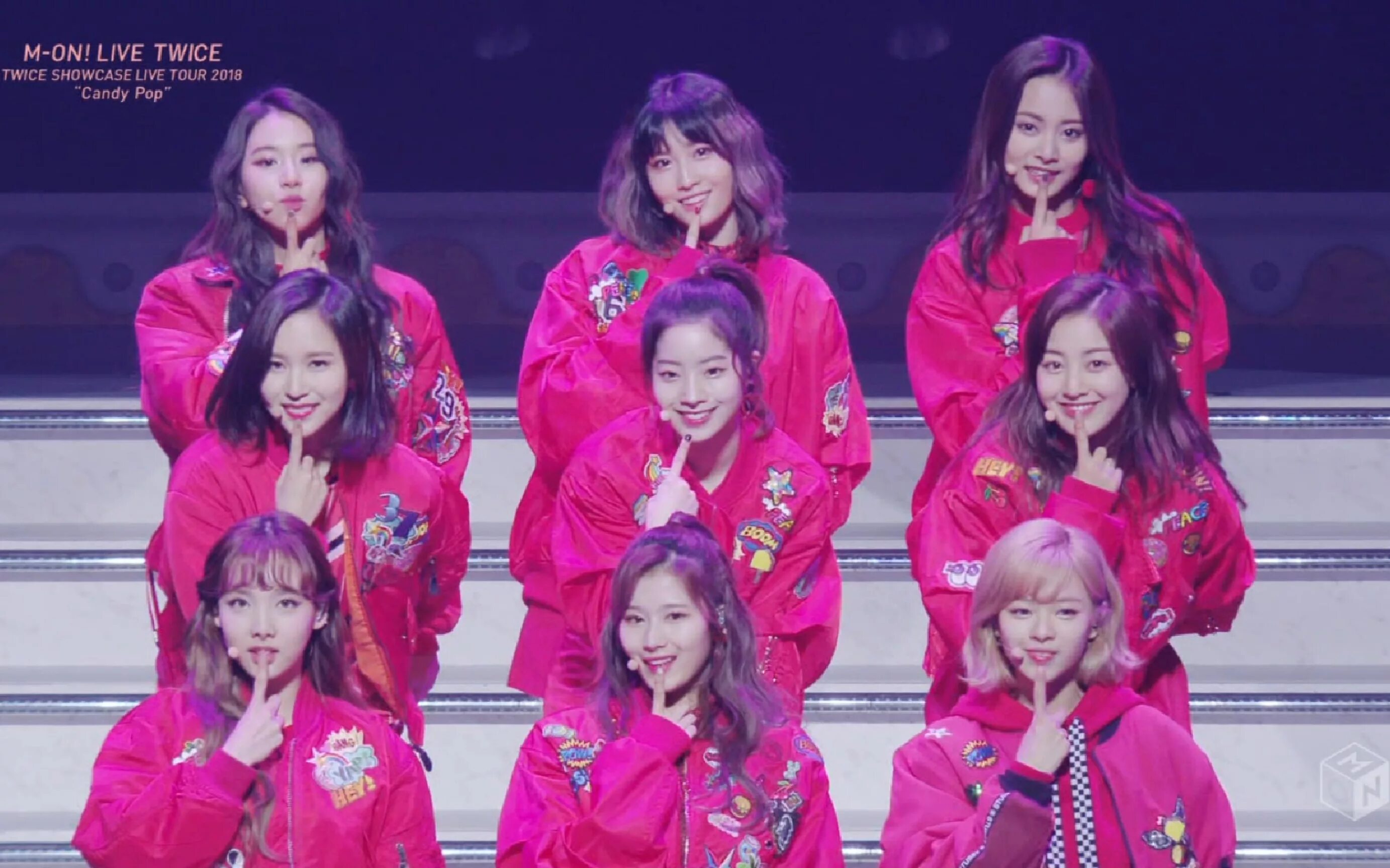 Adam is twice. Твайс уан спрарк. twice live. twice концерт. twice candy pop showcase.
