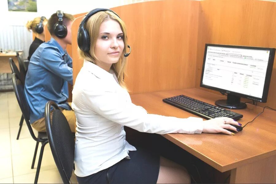 Телефон колл центр чвк. Телефонный опрос. колл центр фото. колл центр росденьги. мфц колл центр фото.