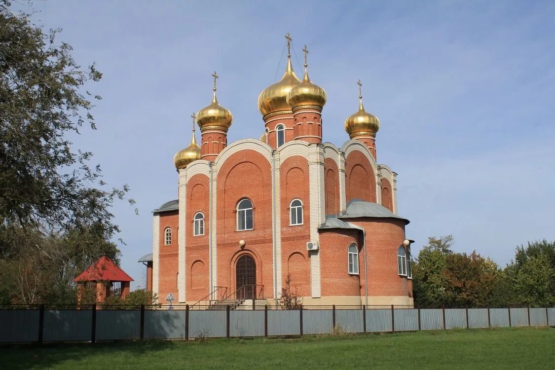 Село птичье на карте. Новопавловка ставропольский край храм. Село птичье на карте. Село птичье на карте. Озеро птичье ставропольский край.