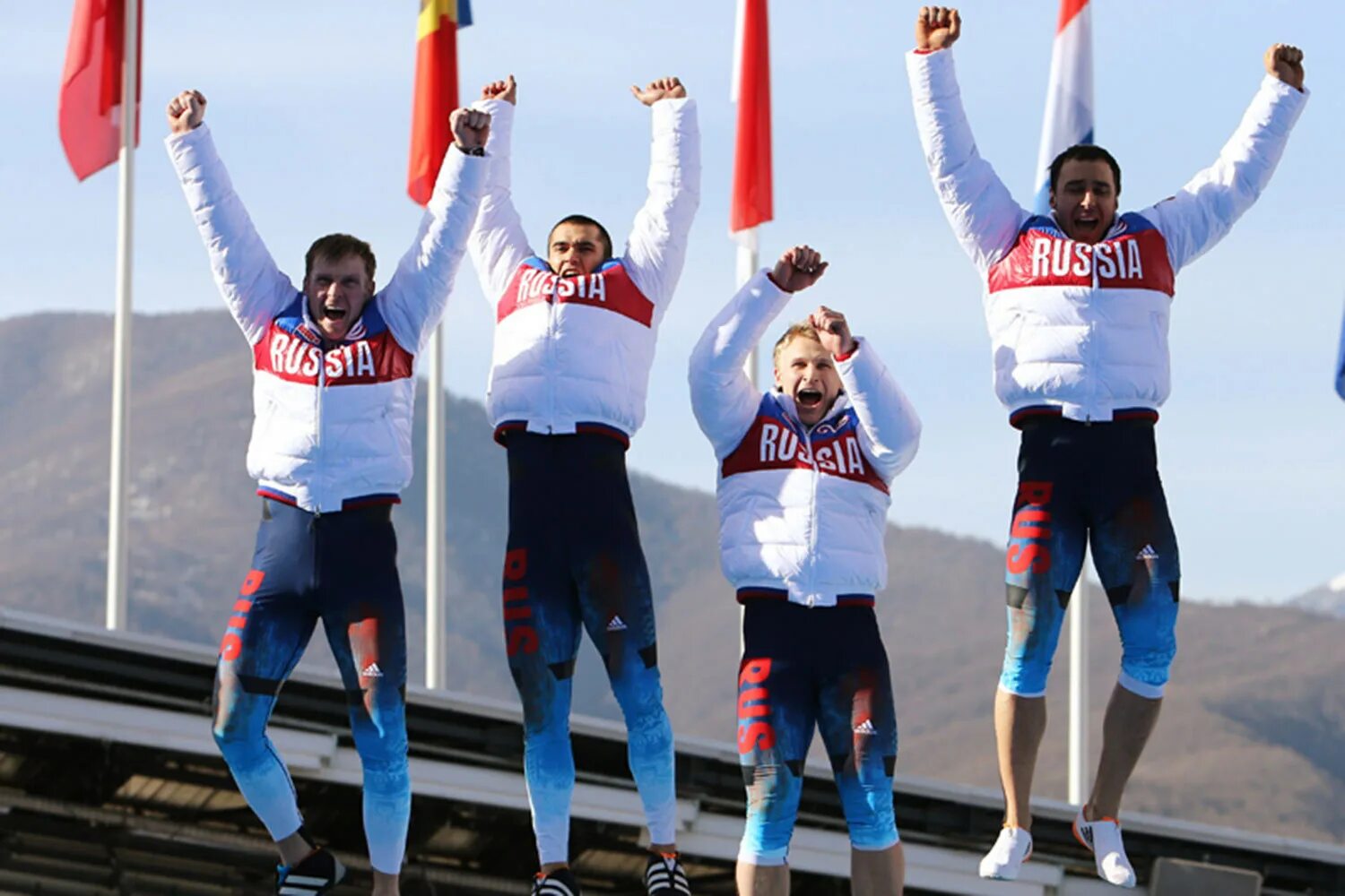 Спортсмены олимпиады 2014. Олимпийский чемпион Бобслей Сочи. Победа в Олимпиаде.