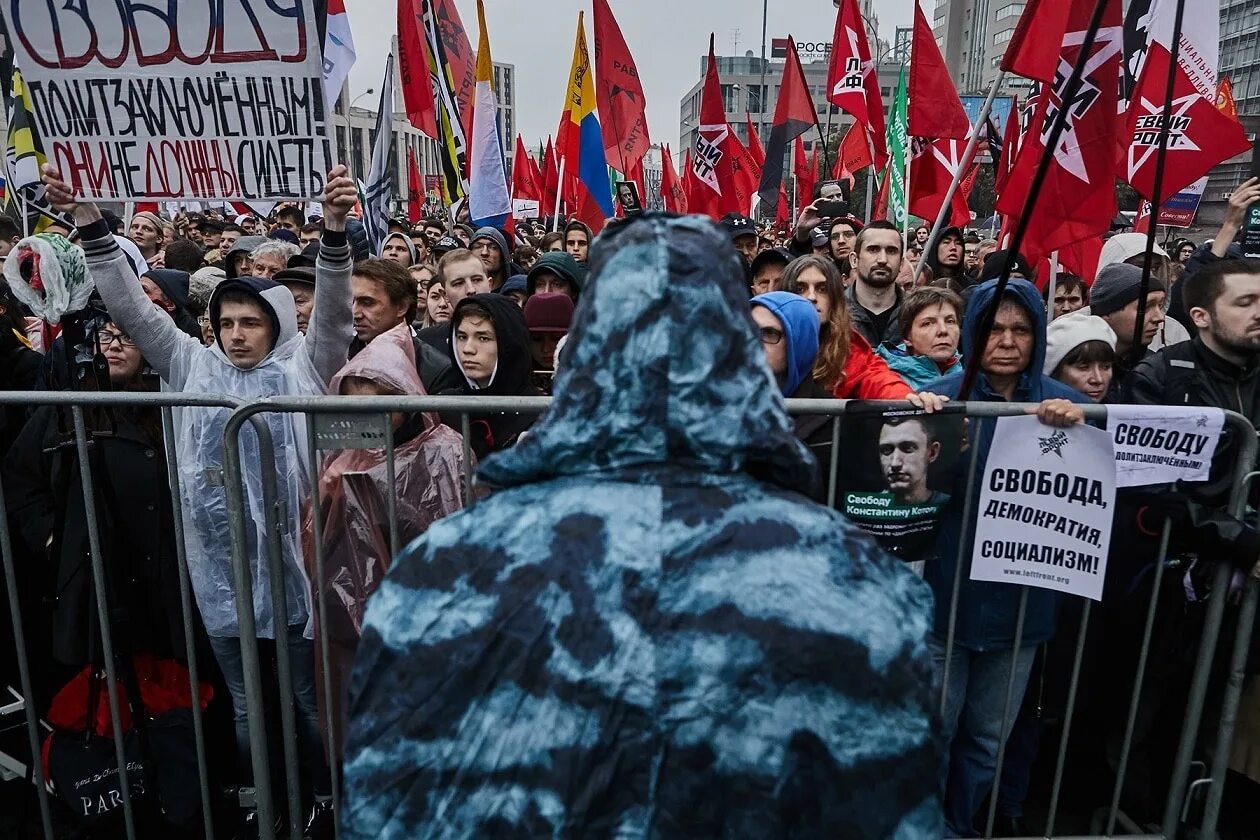 Митинги сентября. Митинг на проспекте Сахарова 29 сентября. Митинг на Сахарова 2019. Митинги на Сахарова против Путина. Митинг на Сахарова 2017 года.