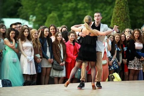 Первым выпускным