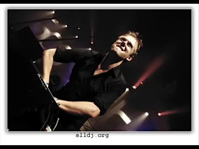 Asot фото. The sound armin van. Armin van buuren альбомы. Asot 1000. армин ван бюрен фото.