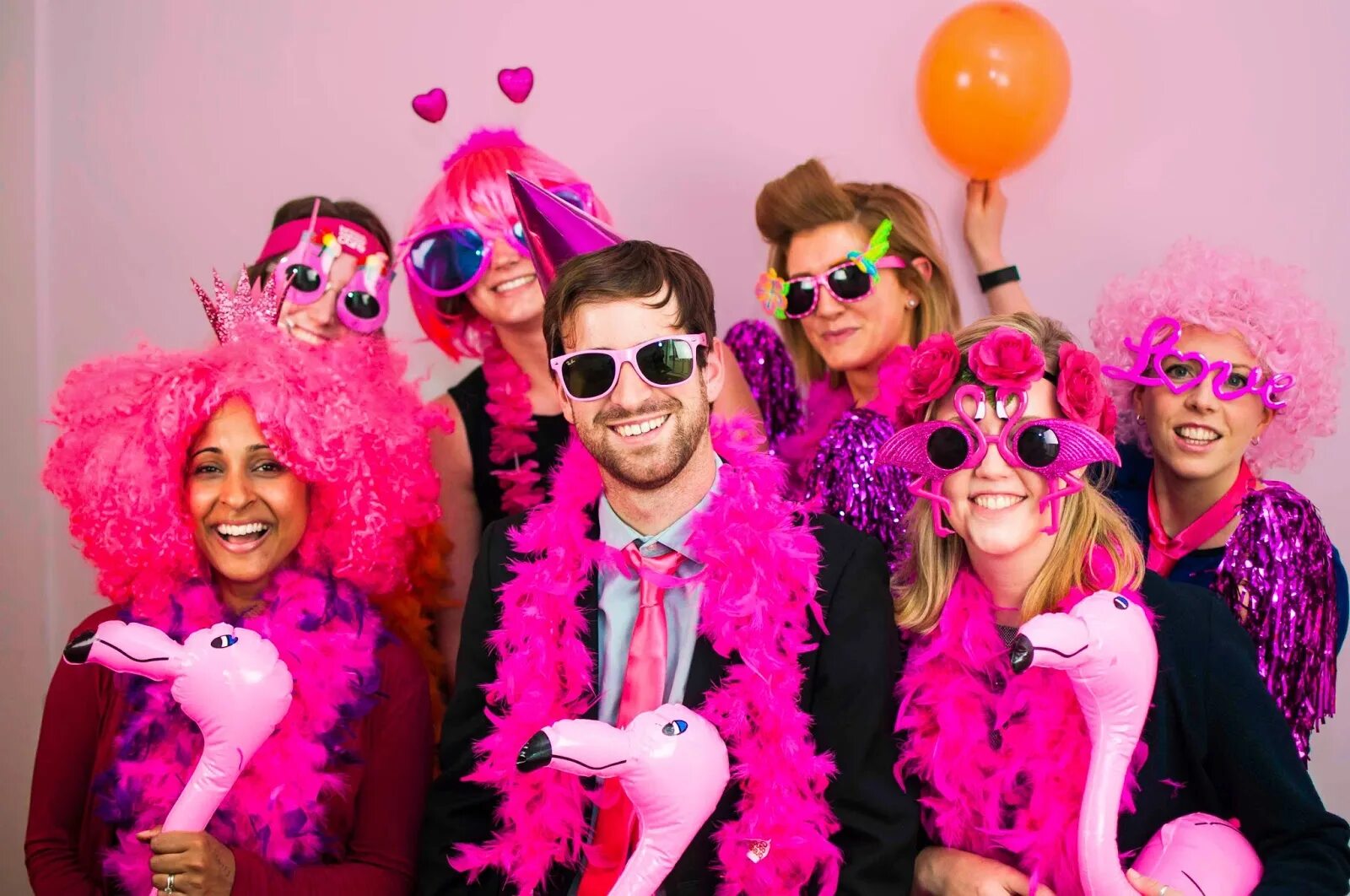 Стиль вечеринки для девичника. Какую можно сделать вечеринку. Какую можно сделать вечеринку. Тематическая вечеринка на день рождения. Тематический день рождения.