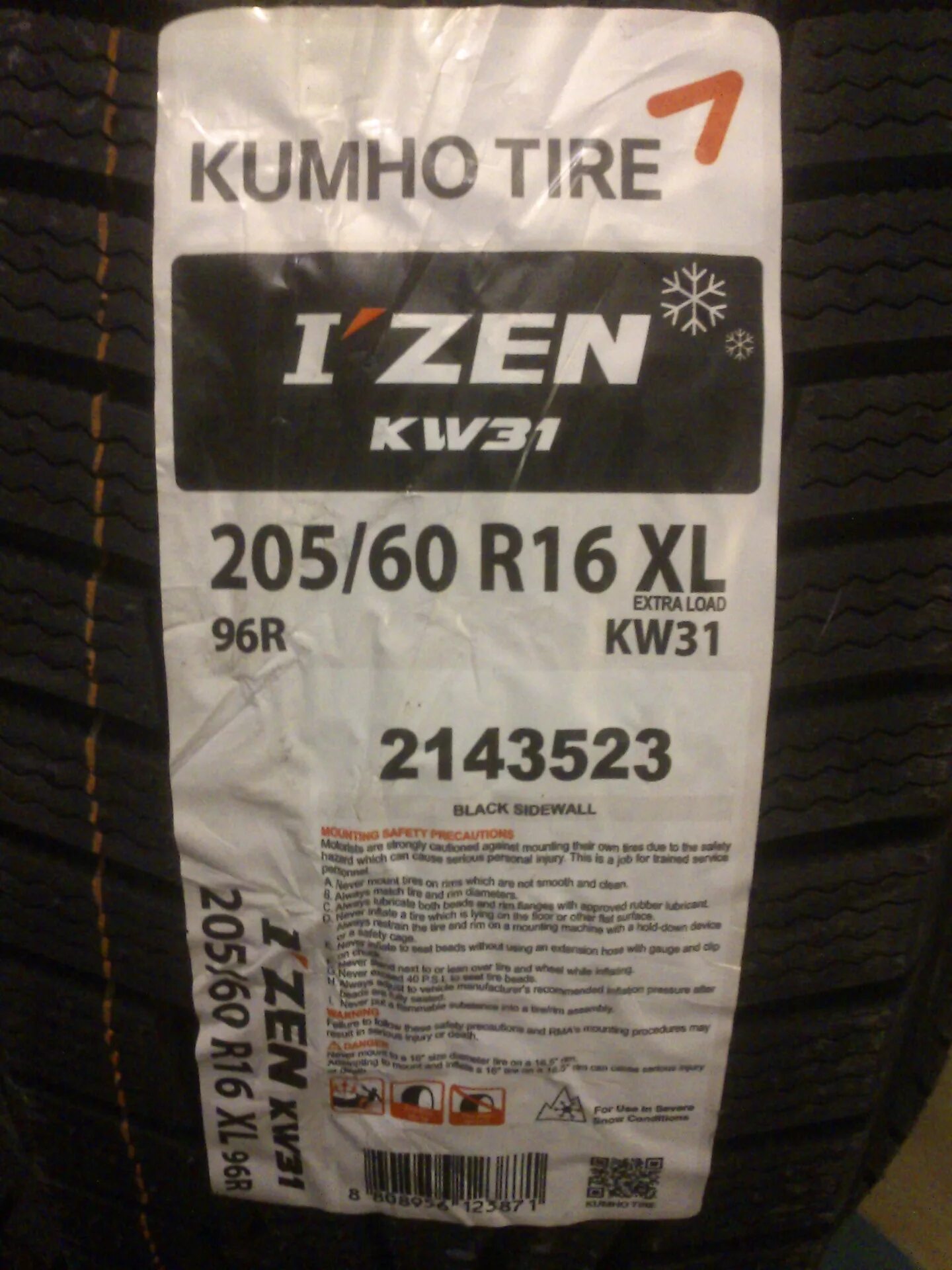 Шины kumho тест. Kumho : 2143523 Автошина r16 205/60 r 96 KW-31 XL зима. Масло Кумхо. Зимняя резина Кумхо 51 технические характеристики. Леска Кумхо.