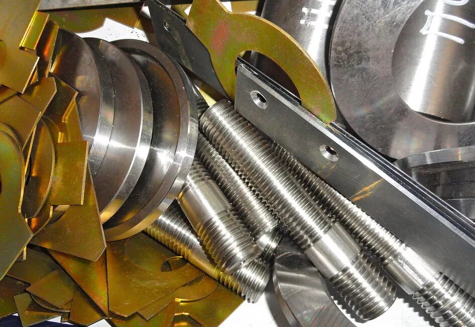 токарные работы частный мастер. точение на токарном станке по металлу. точение металла на токарном станке. станки с чпу фрезерные для металлообработки. металлические детали.