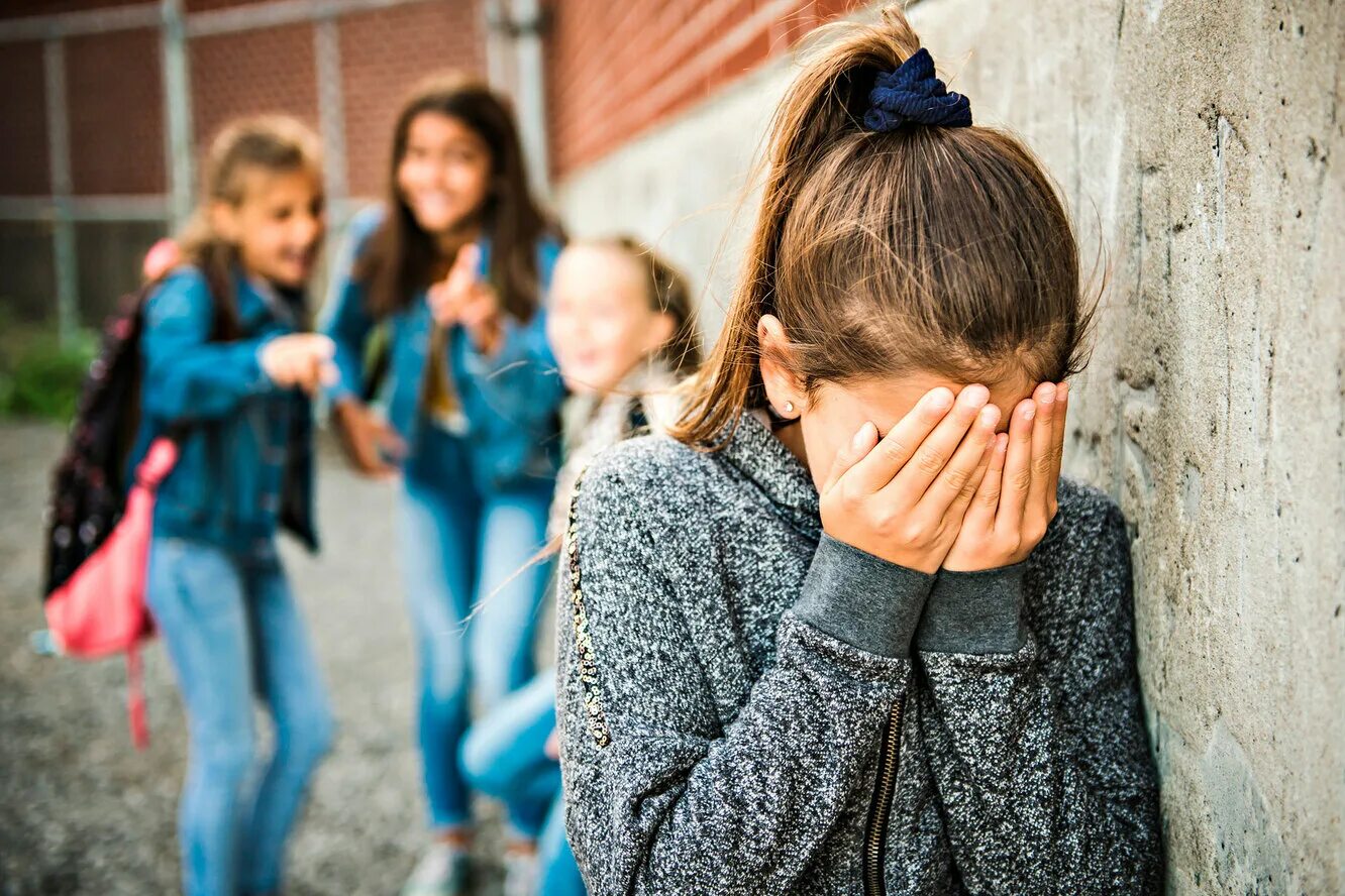 Плохие ситуации в школе. Bulling. Буллинг в школе. Подросток в обществе. Агрессия подростков в школе.