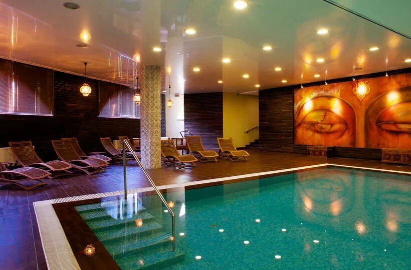 Park inn великий новгород бассейн. Парк inn великий новгород. Рэдиссон новгород. Гостиница park inn великий новгород. Рэдиссон новгород.