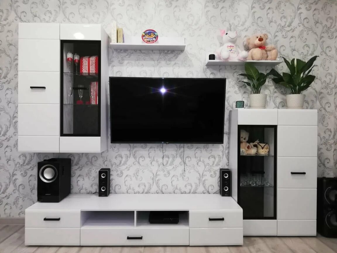 Гостиная фортуна (миф). Миф мебель пенза. Тумба под тв ненси белый глянец. Миф мебельная фабрика пенза. Модульная система ким миф.