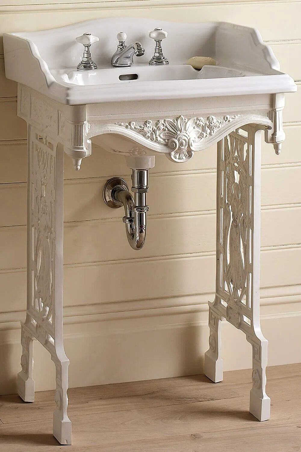 Кухня с открытыми полками. Раковина на кухню в стиле прованс. Villeroy and boch farmhouse 80 sink мойка. Кухонная мойка в стиле прованс. Кухни прованс и кантри в икеа.