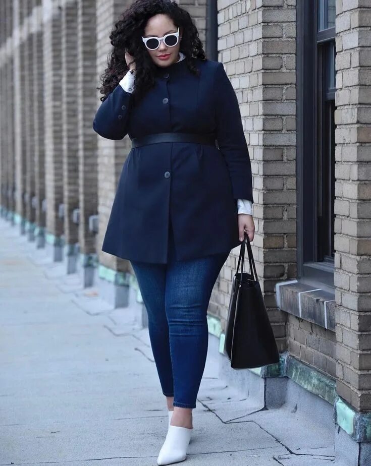 When we sat down to design the Girl With Curves x Lane Bryant collection, we kne