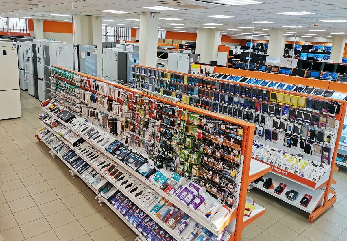 Магазин электроники dns. Ул московская 19 новомосковск. Московская д. Днс 2000 год. Эльдорадо саранск.