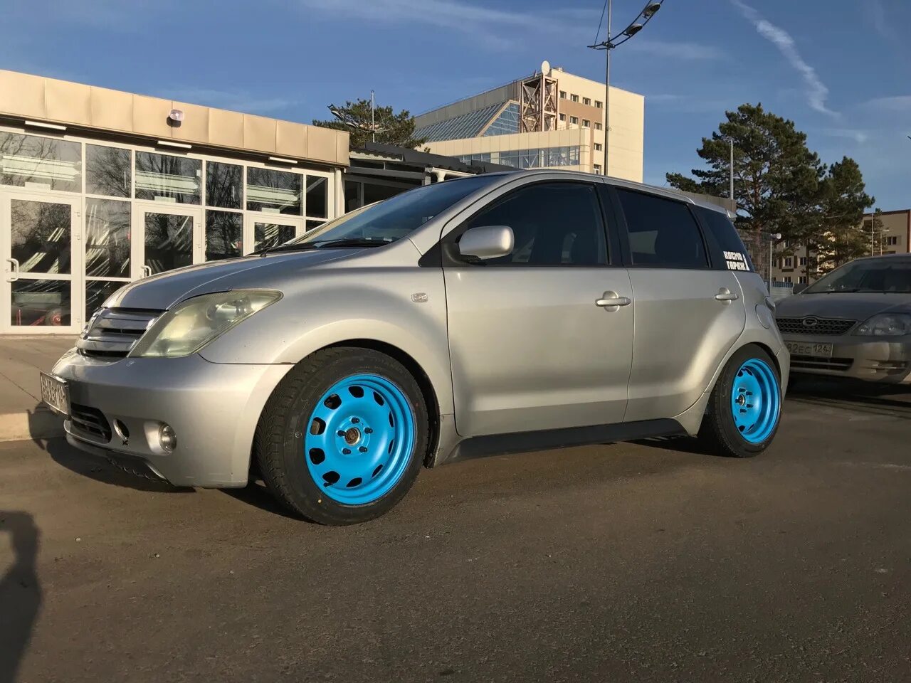 Ист шины. Toyota ist диски. диски toyota ist 2. toyota ist разварки. тойота ист 1.5.