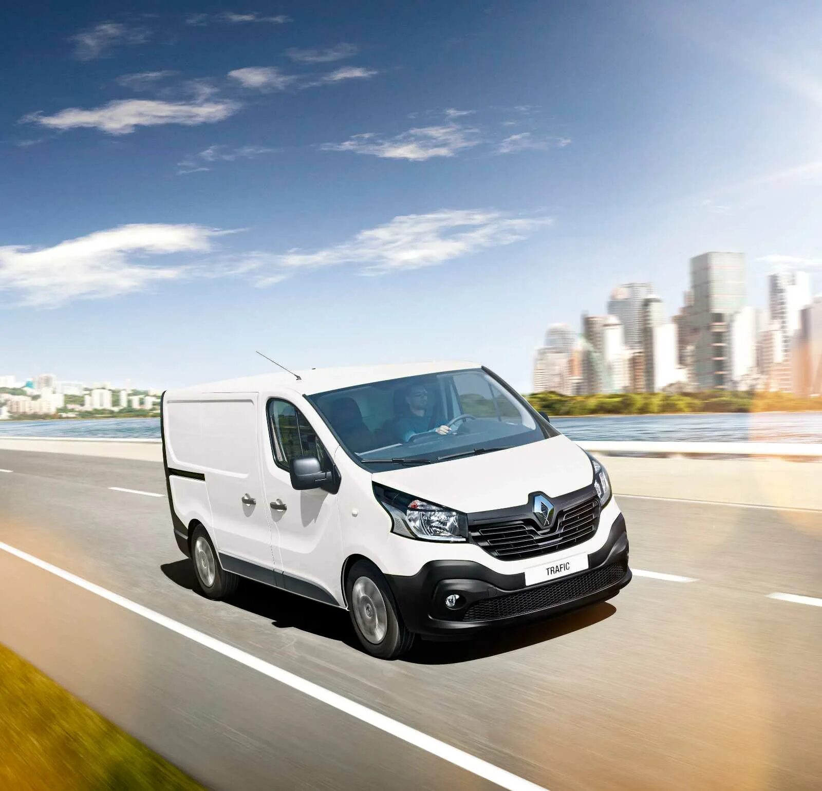 Рено трафик 2021. Рено микроавтобусы трафик 2021. Фургон Renault Trafic 2018. Рено трафик 2022 грузовой. Купить рено пассажирский