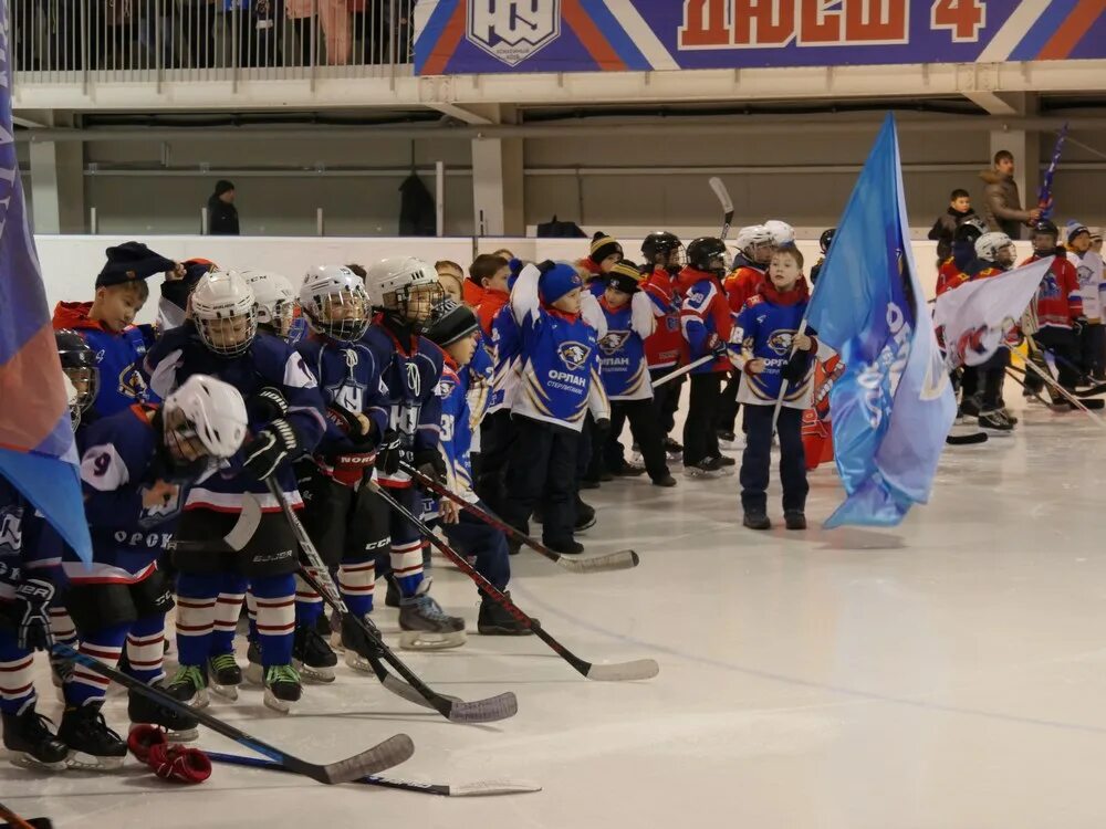 Природа весна оренбургская область. Оренбург уральские горы. Южный урал горы оренбургская область. Южный урал оренбург. Андреевские горы саракташский район.
