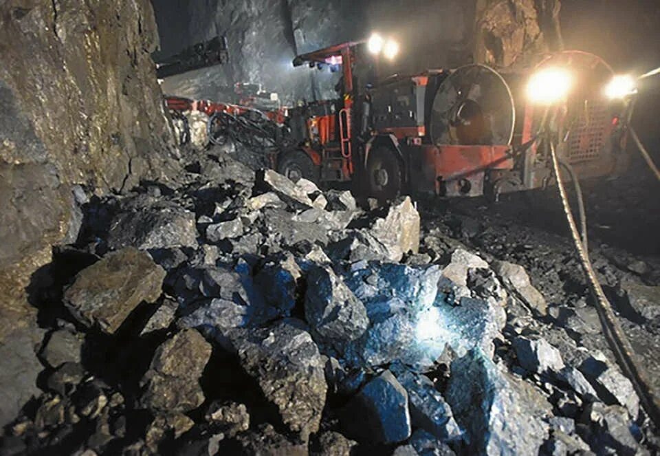 рудник юбилейный алроса. алроса шахта мир. алроса шахта мир. рудник мирный якутия. месторождение алмазов в якутии.