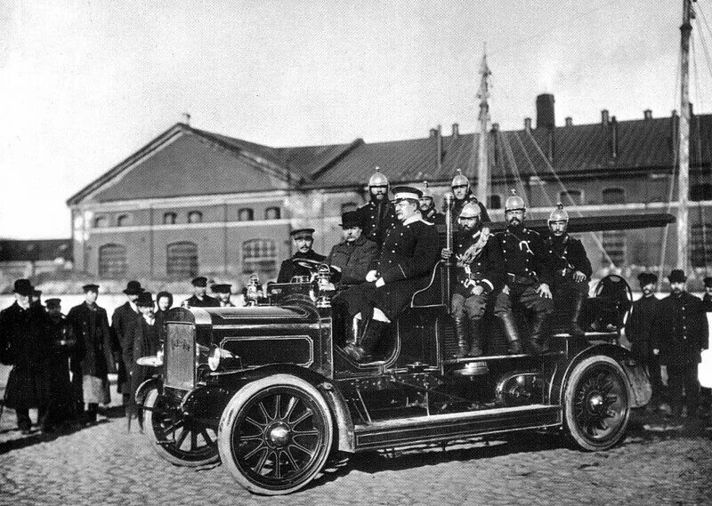 Коммер дамен. Булла карл карлович 1855 — 1929. Газета коммерсант. Коммер. Директор дамен инжиниринг.