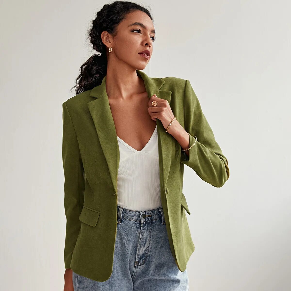 пиджак цвета хаки женский. глянцевый пиджак оливкового цвета. пиджак оливкового цвета женский. куртка пиджак цвета хаки. пиджак оливкового цвета.