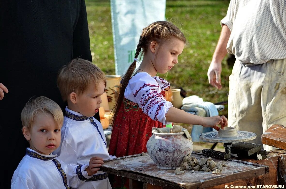 Старообрядческие праздники на июнь 22. Старообрядцы рябиновцы. Деревня старово сокольский район вологодская. Погода в старове. Погода в старове.