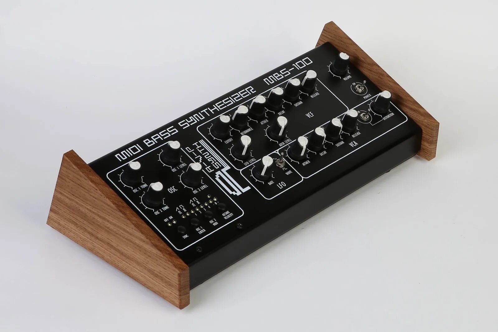 Analog bass synthesizer. Bass synth. Бас синт напольный. Bass synth. Bass synth.