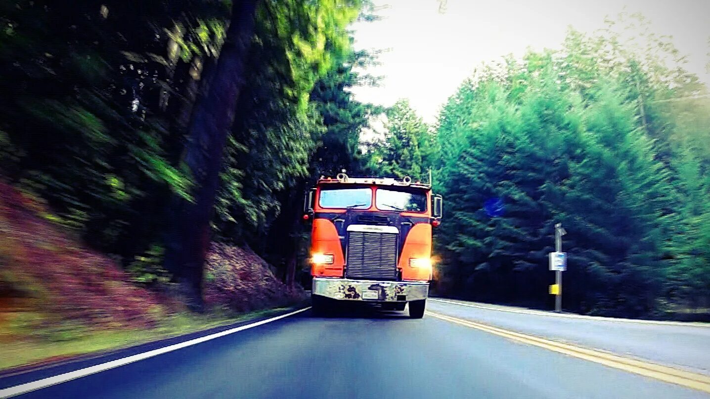 Евгений коротков дальнобойщик. Слушать про шоферов. Водитель за рулем камаза. Слушать про шоферов. Песни про водителей и шофёров.