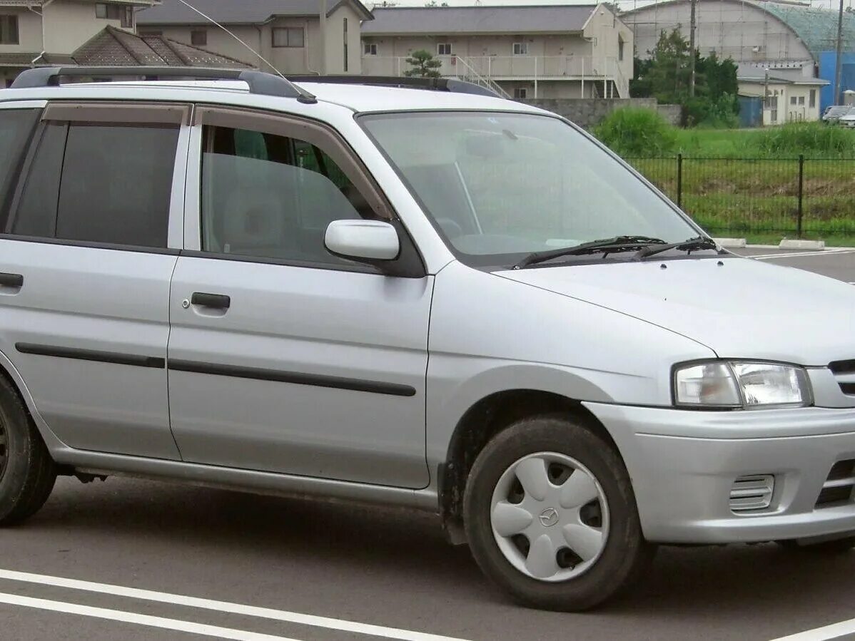 Мазда демио 1 поколение. Mazda Demio 1998. Мазда Демио 1998 года. Mazda Demio DW.