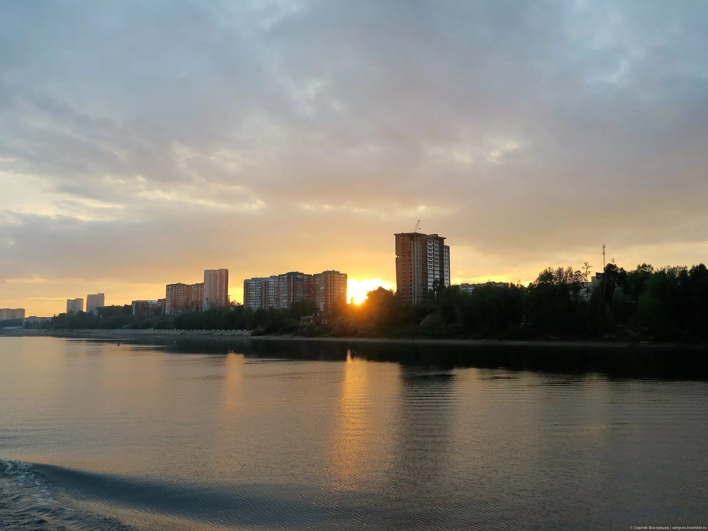 Отдых закамске. Пермь район Закамск. Набережная Кама Закамск. Набережная Закамск Кировоградская. Набережная в Закамске Пермь.