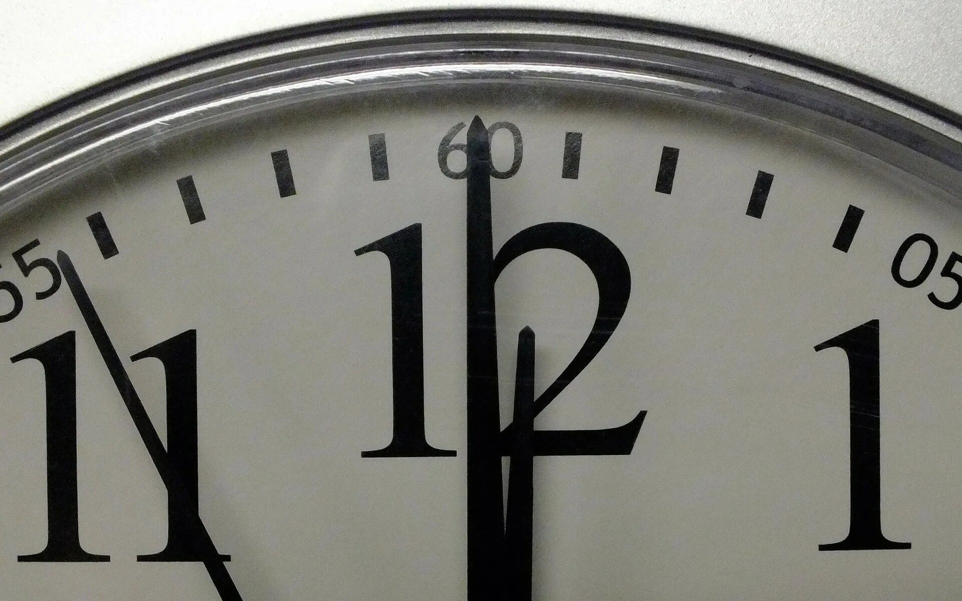 Часы со стрелками на сайт с обратным отсчетом. Мавроцкий пётр евгеньевич биография. Часы судного дня 2023. Часы и время. Секунда вперед.