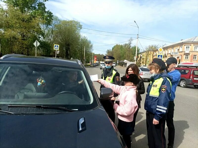 Энгельса 13 великие луки полиция. Новости в г в луки. Великие луки город воинской славы. Новости в г в луки. 9 декабря праздник.