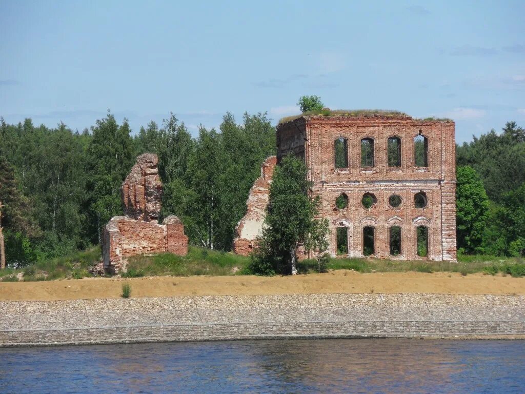 Деревня коприно рыбинск. Знаменская церковь коприно. Петраково рыбинский. Знаменская церковь коприно. Церковь воздвижения креста господня.