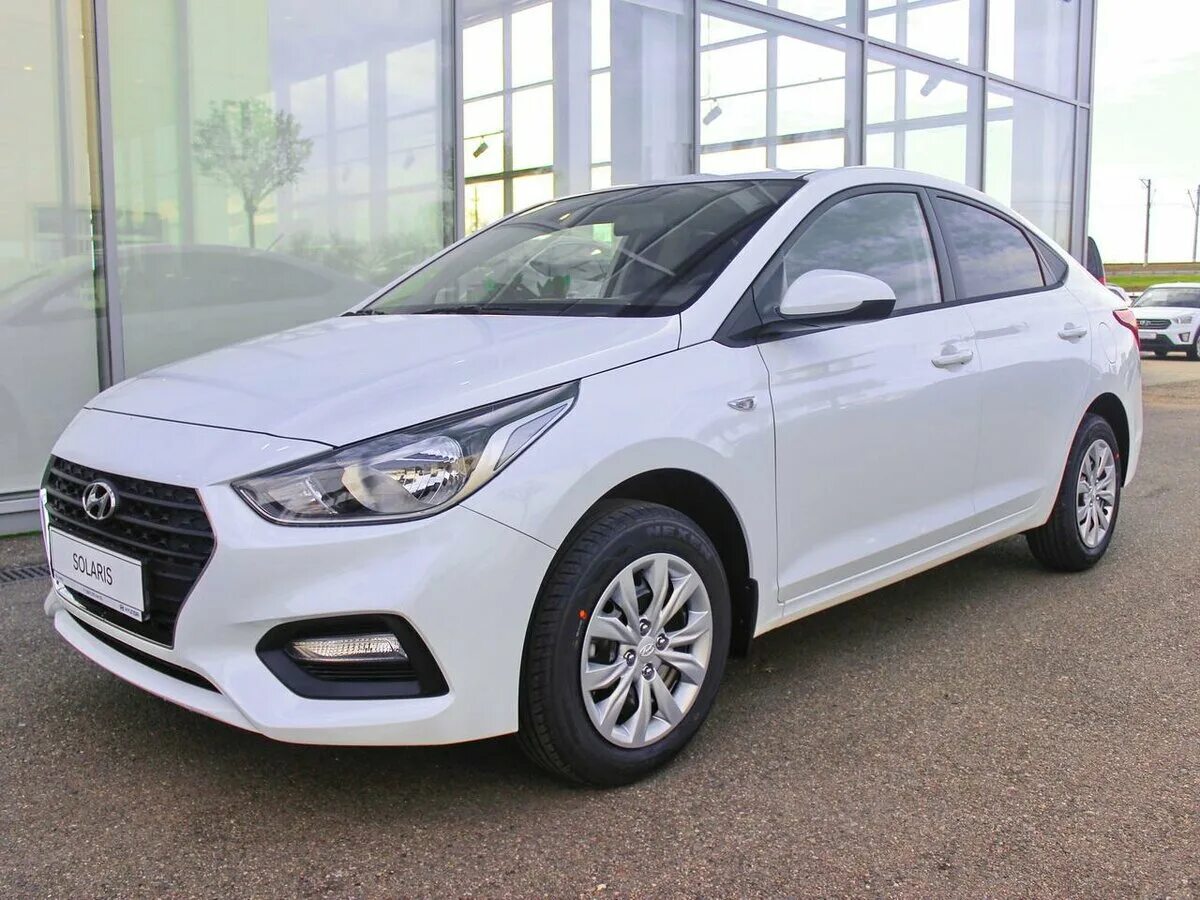 Хендай солярис 2019г. Hyundai Solaris II 1.6 MT 123 Л.С. белый. Hyundai Solaris 2019. Хендай Солярис 2020 белый. Новый Hyundai Solaris 2019.